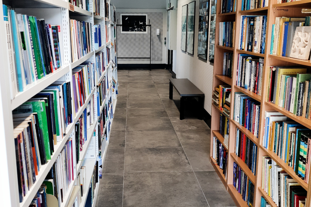 WIZ biblioteka 1