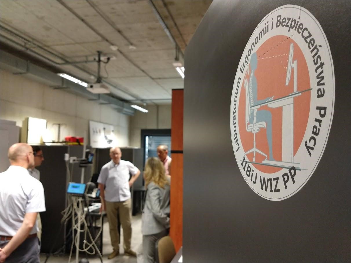 Zdjęcie logo Laboratorium