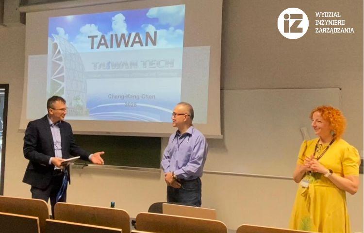 prof. Chen, Dziekan prof. Butlewski, Prodziekan dr inż. Olesków-Szłapka