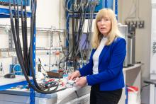 prof. Elżbieta Frąckowiak w laboratorium 