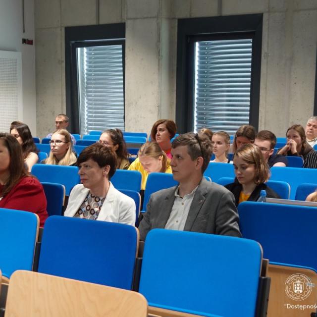 Dostępność cyfrowa - szkolenie, widok na salę z uczestnikami