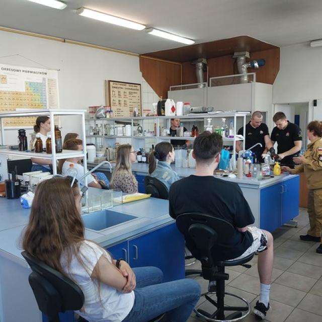 zajęcia w laboratorium