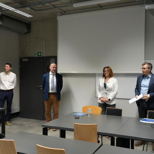 Zdjęcie uczestników szkoły letniej