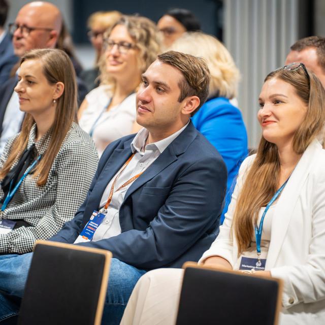 Zdjęcie z gali konferencji 70 lat nauk o zarządzaniu na Politechnice Poznańskiej