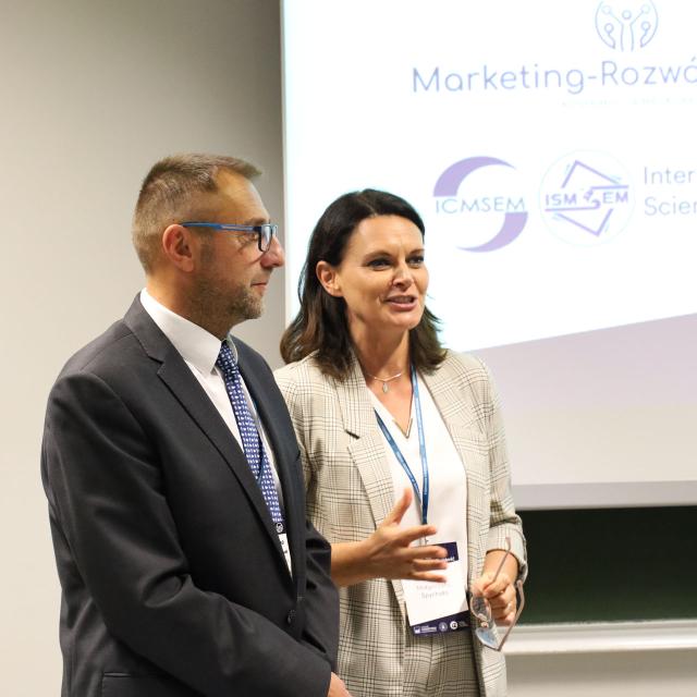 Zdjęcie z sesji tematycznej konferencji