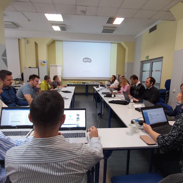 Zdjęcie ze spotkania testowego w ramach projektu BAS4SC na Wyższej Szkole Logistyki w Poznaniu