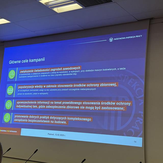 Zdjęcie pokazu slajdów podczas Konferencji "Bezpieczana budowa - czy to możliwe?""